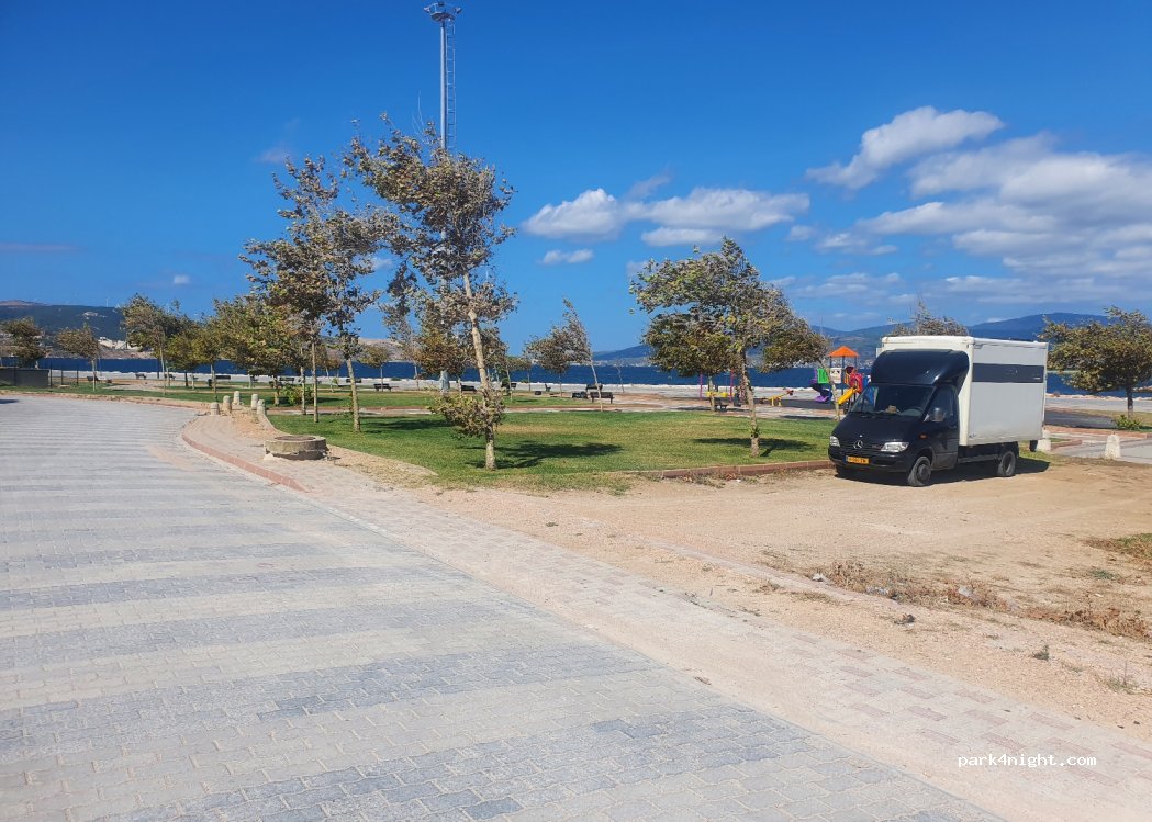 (10200)  - Yalı Sokak — foto