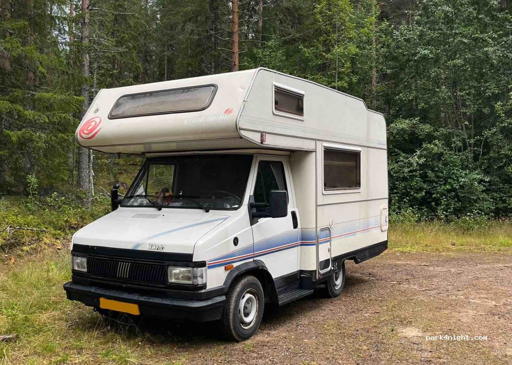 (680 61) Bograngen - — foto