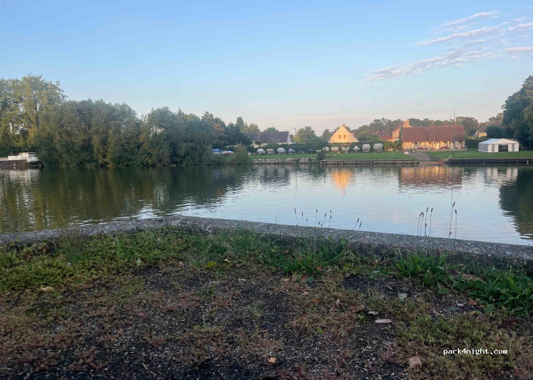 (60126) Longueil-Sainte-Marie - 43 Rue des Écluses — foto 2