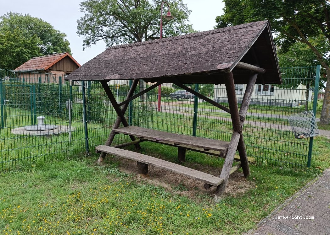 (17375) Liepgarten - 24 Torgelower Straße — foto 2