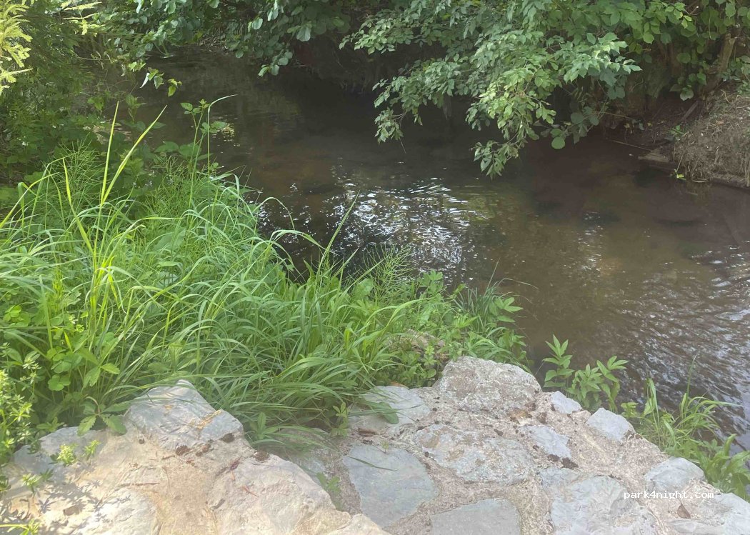(1294) Camper stop Višnja Gora - 27 Kopališka ulica — foto 4