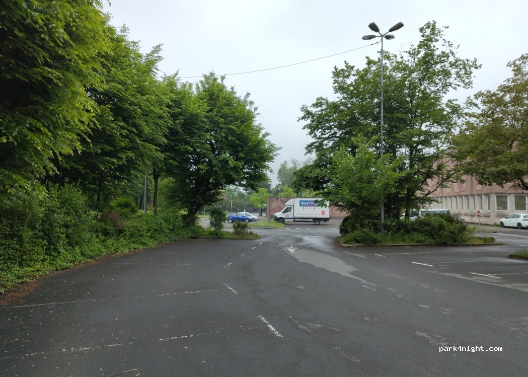 (59600) Maubeuge - 5 Avenue du Parc — foto 3