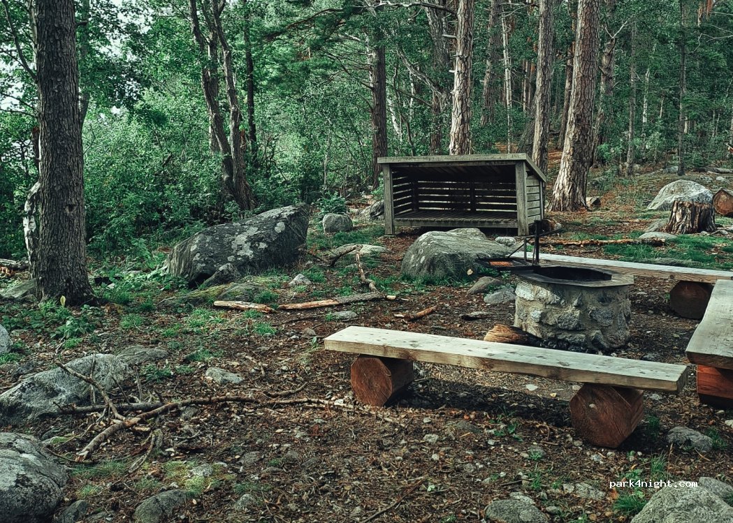 (745 99) Enköping - 27 VECKHOLM HÄRJARÖ — foto