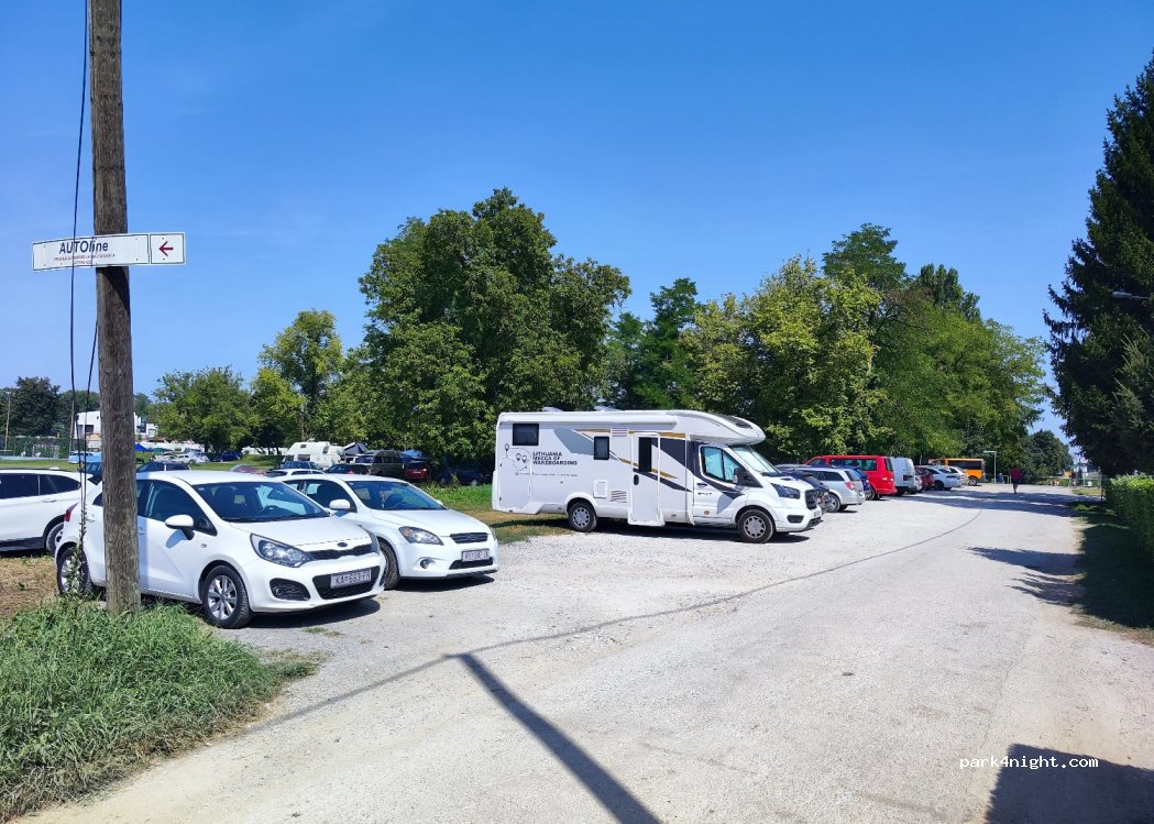 (47000) Karlovac - 4 Ulica Aleksandra Majdera — foto