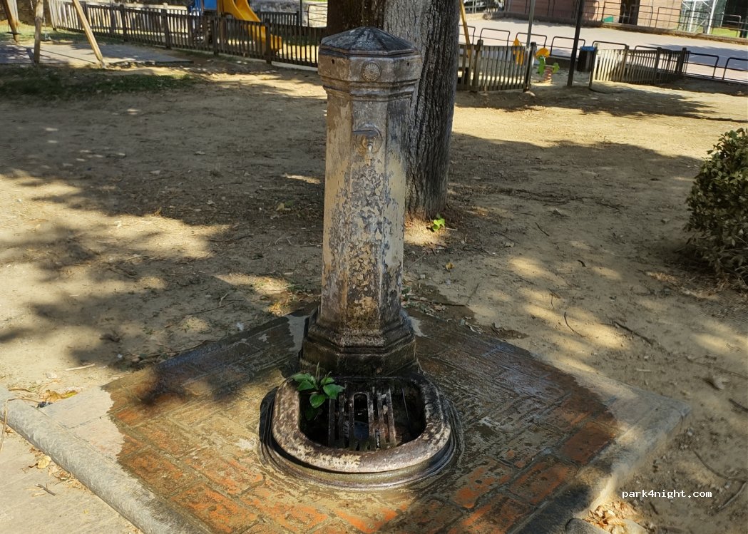 (53048) Sinalunga - 6 Piazza Giuseppe Garibaldi — foto
