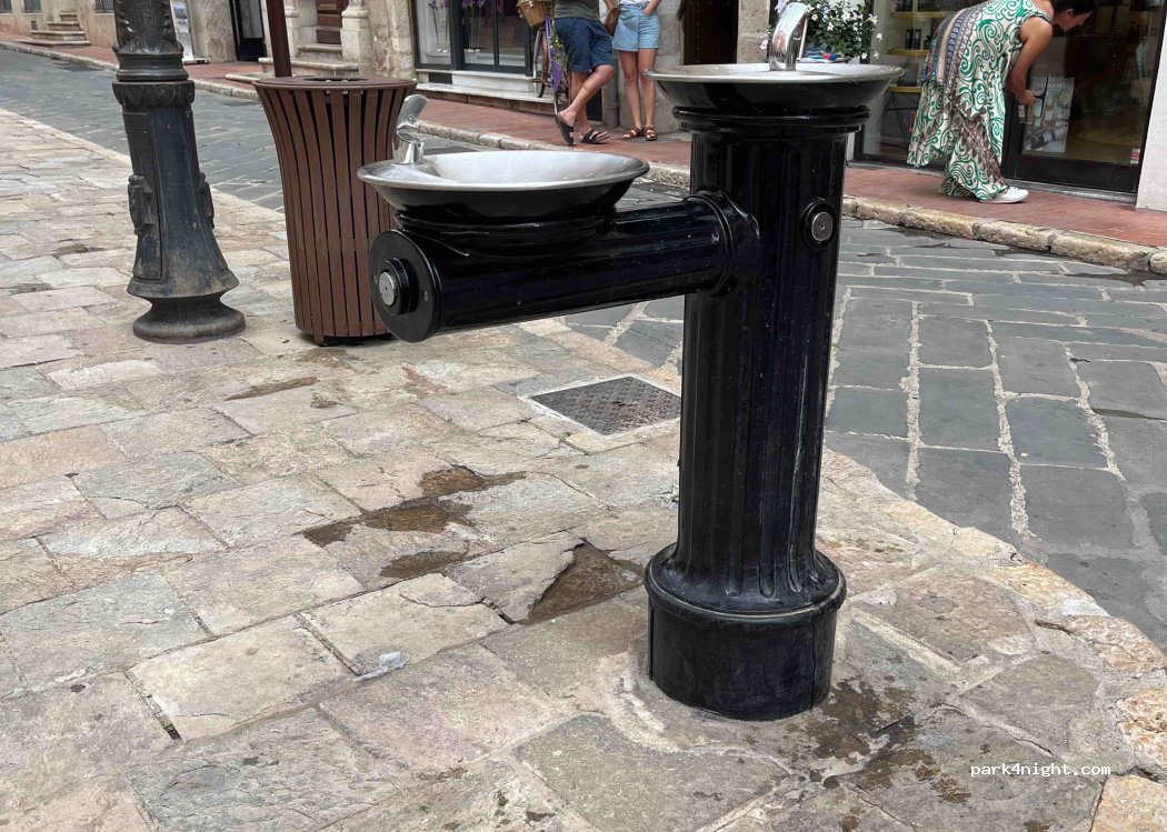 (06130) Grasse - 17 Avenue Thiers — foto