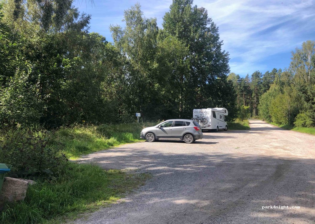 (703 65) Orebro - 44 Kasernvägen — foto