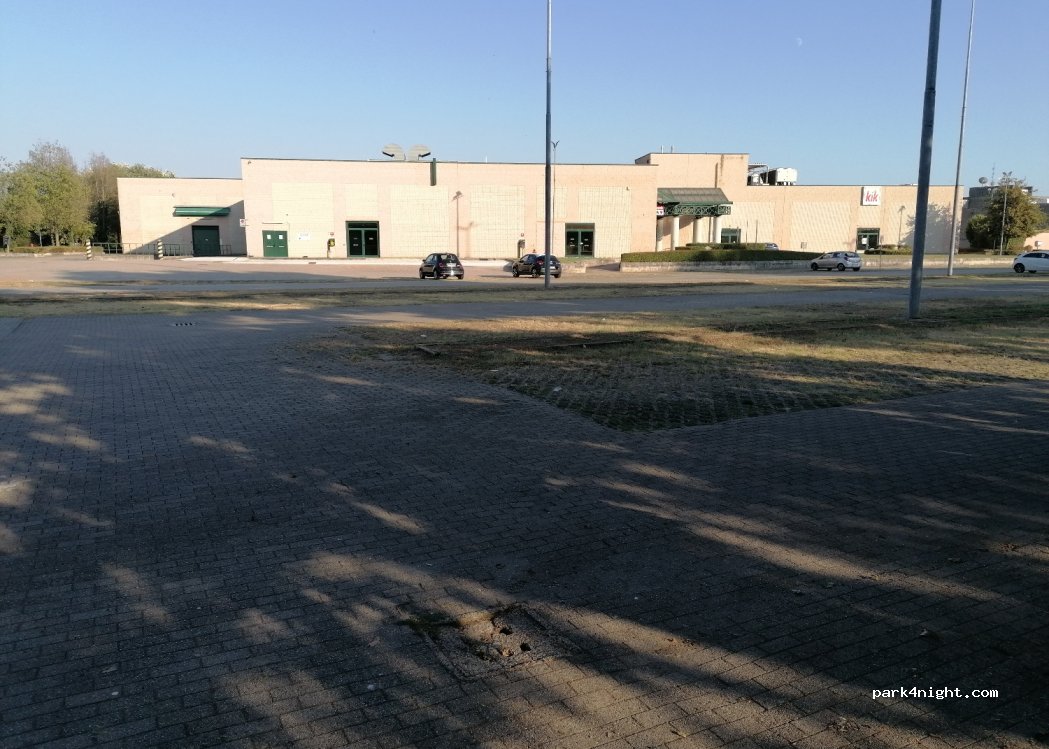 (27028) San Martino Siccomario - 6 Strada Statale dei Giovi — foto