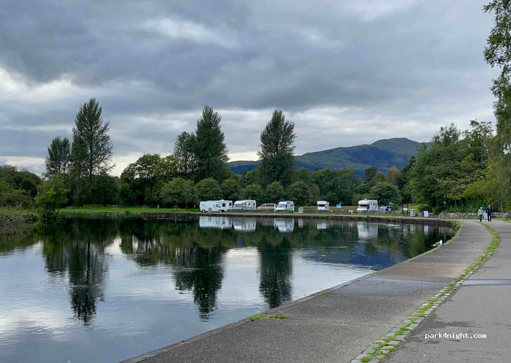 (FK17 8BA) Callander - 14 Leny Road — foto