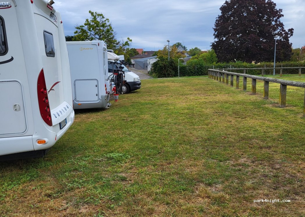 (68250) Rouffach - 15 Place des Sports — foto 2