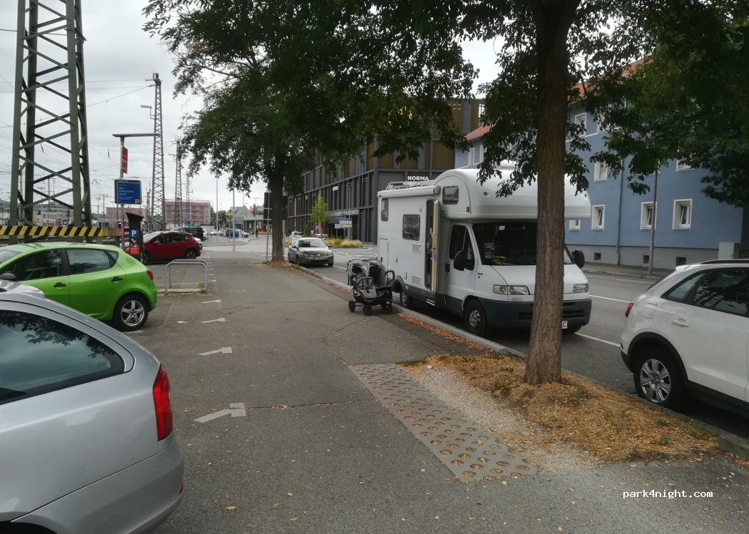 (78224) Singen (Hohentwiel) - 35 Bahnhofstraße — foto