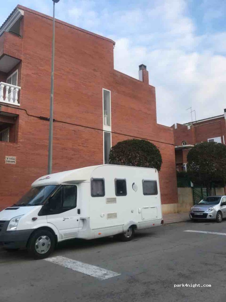 (46460) Silla - 22-94 Avenida de Gandía — foto