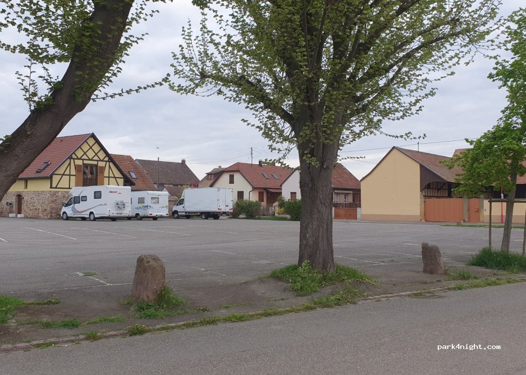 (68127) Sainte-Croix-en-Plaine - 1 Quatrieme Imp — foto 4
