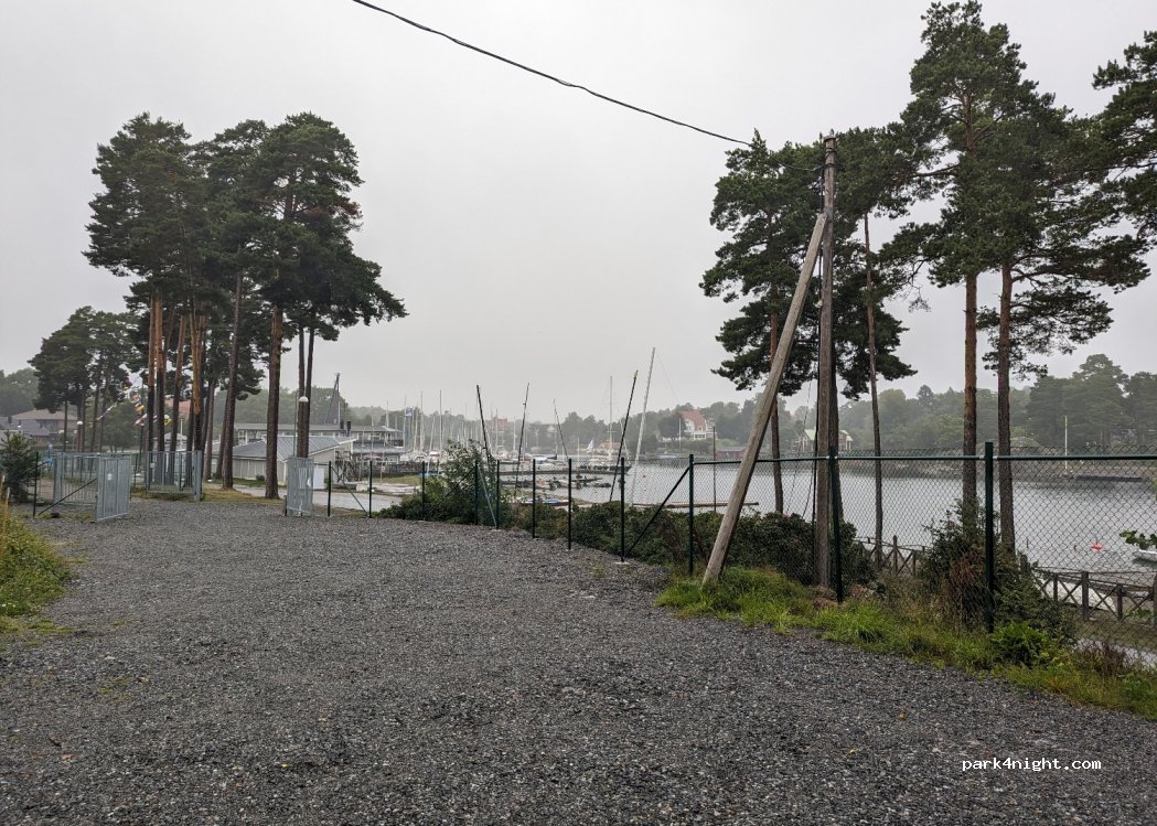 (149 34)  - 30 Strandvägen — foto