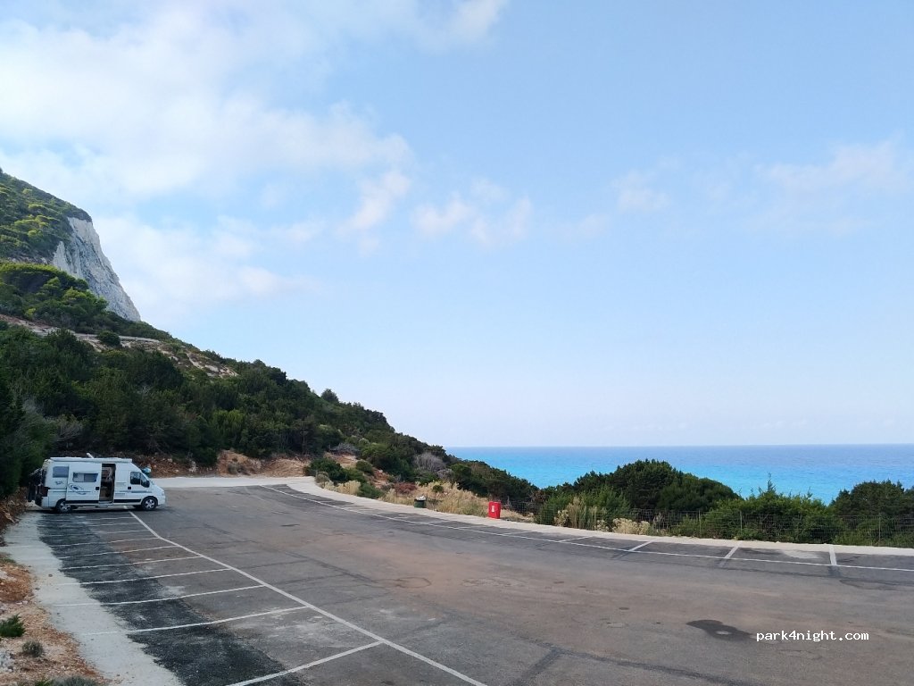 (310 82) Apollonioi - Unnamed Road — foto
