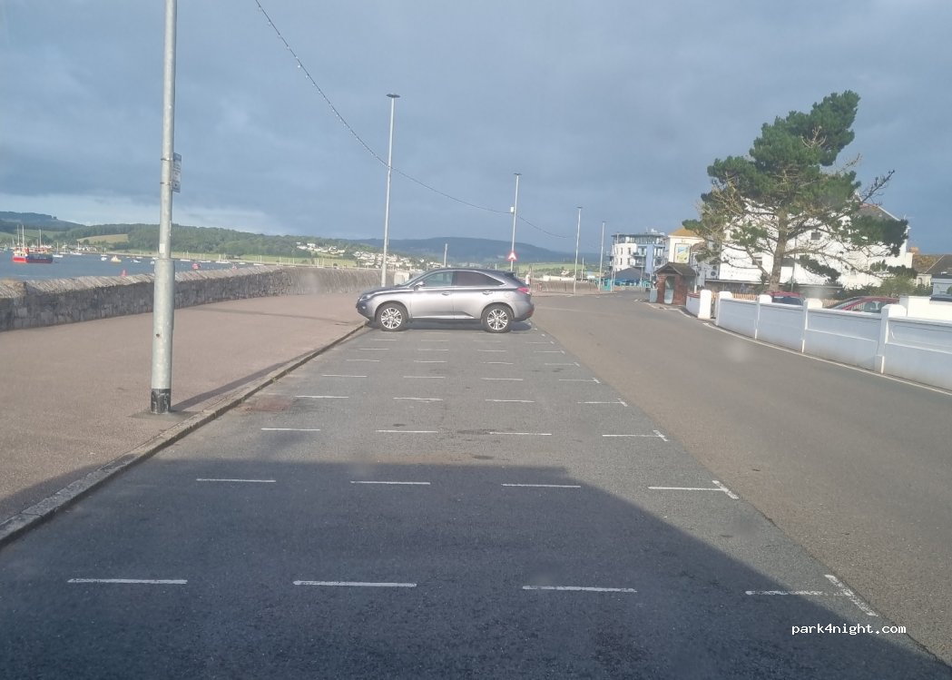 (EX8 1BG) Exmouth - 17 Morton Crescent — foto
