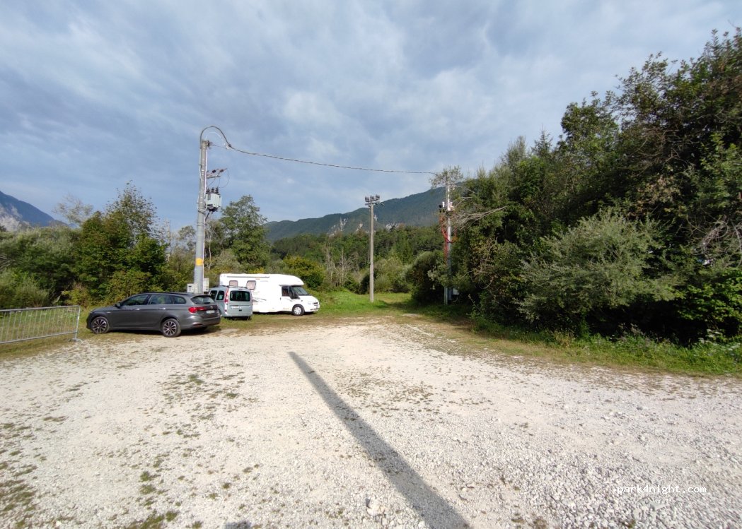 (33010) Resia - 5 Strada Provinciale 42 — foto