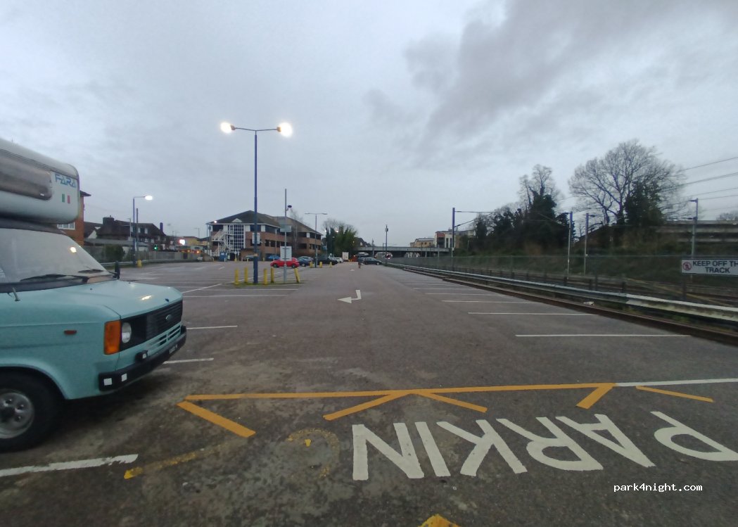 (WD6 4RN) Borehamwood - 3 Theobald Street — foto 2