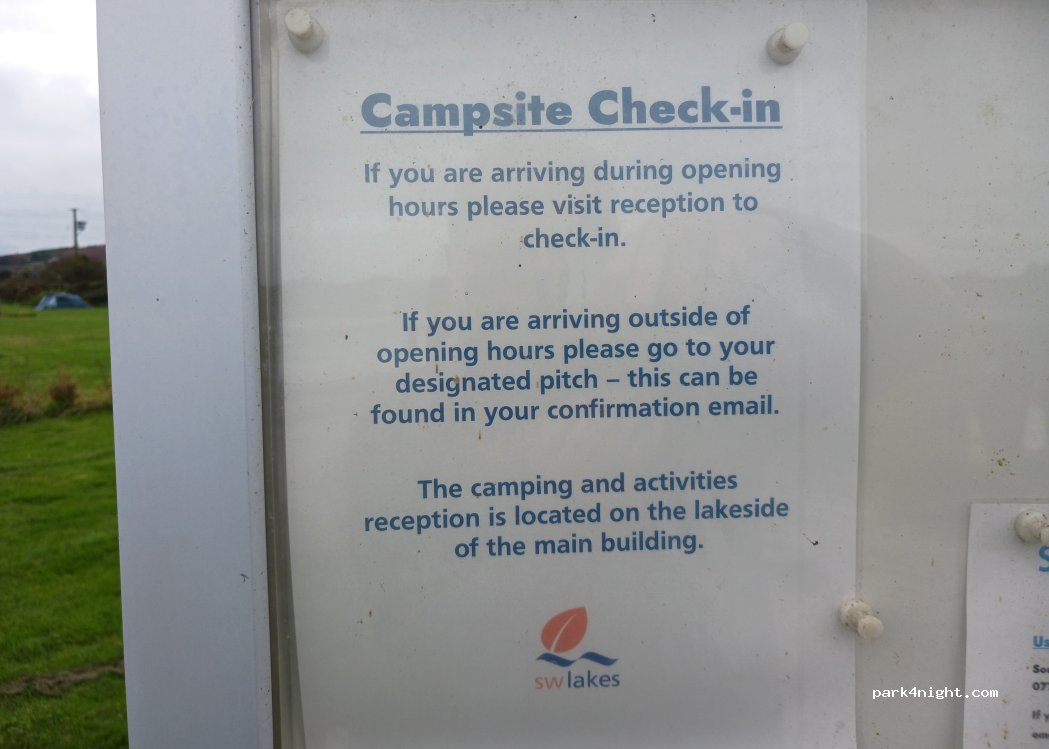 Lakeside Camping @ The Golden Lion Inn — foto 5