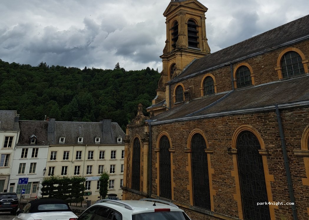 (6830) Bouillon - 13 Rue des Augustins — foto