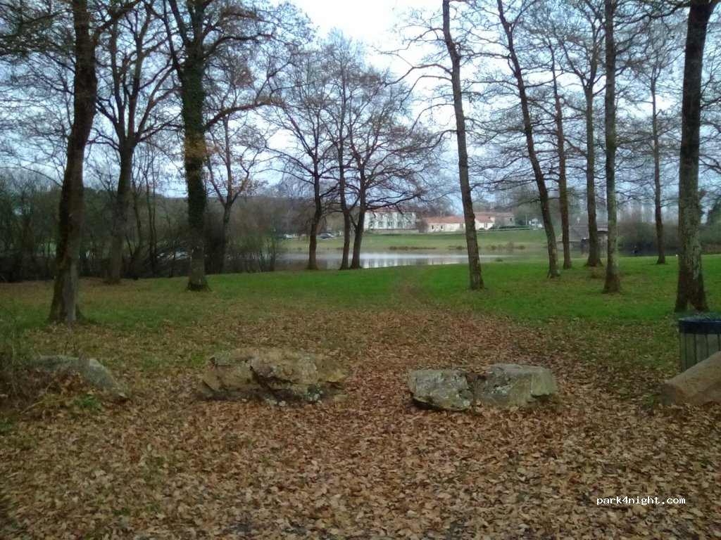 (44115) Haute-Goulaine - 128-132 Route du Pont de l'Ouen — foto 3