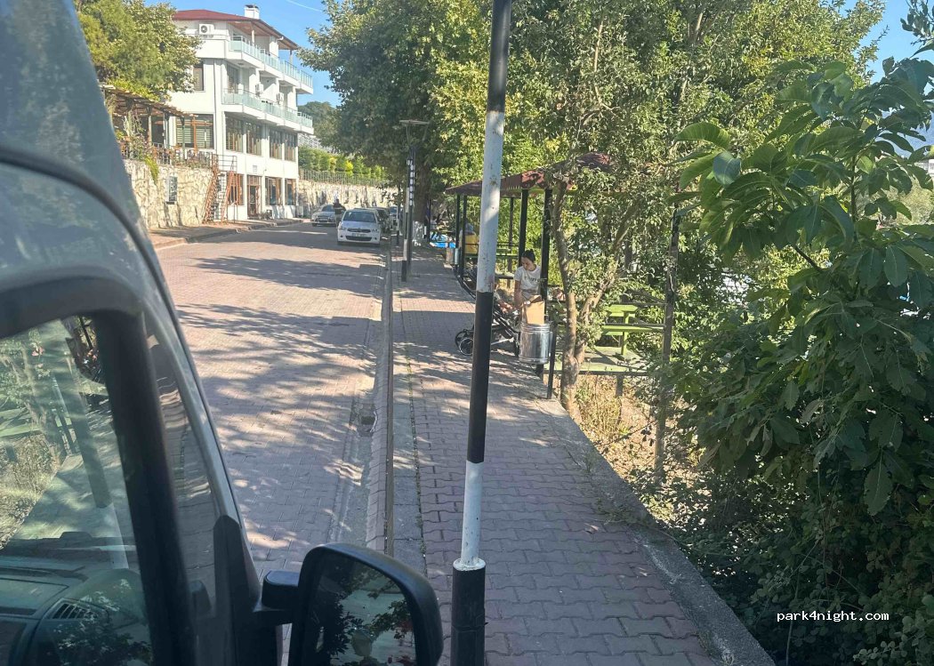 (37600) Cide - 42 Makaracı Sokak — foto 3