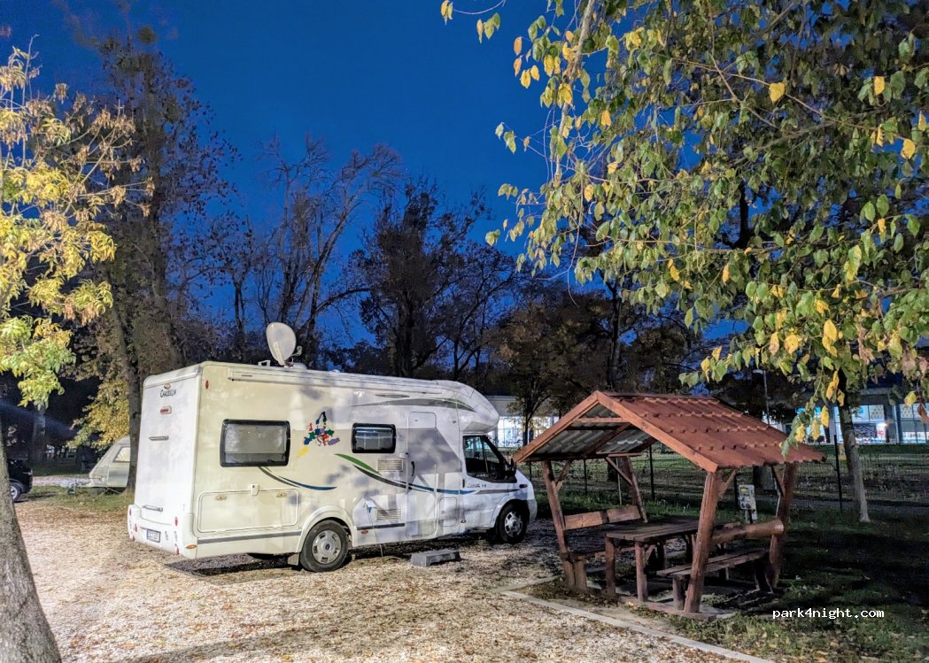 Hód-Thermal Camping — foto 2