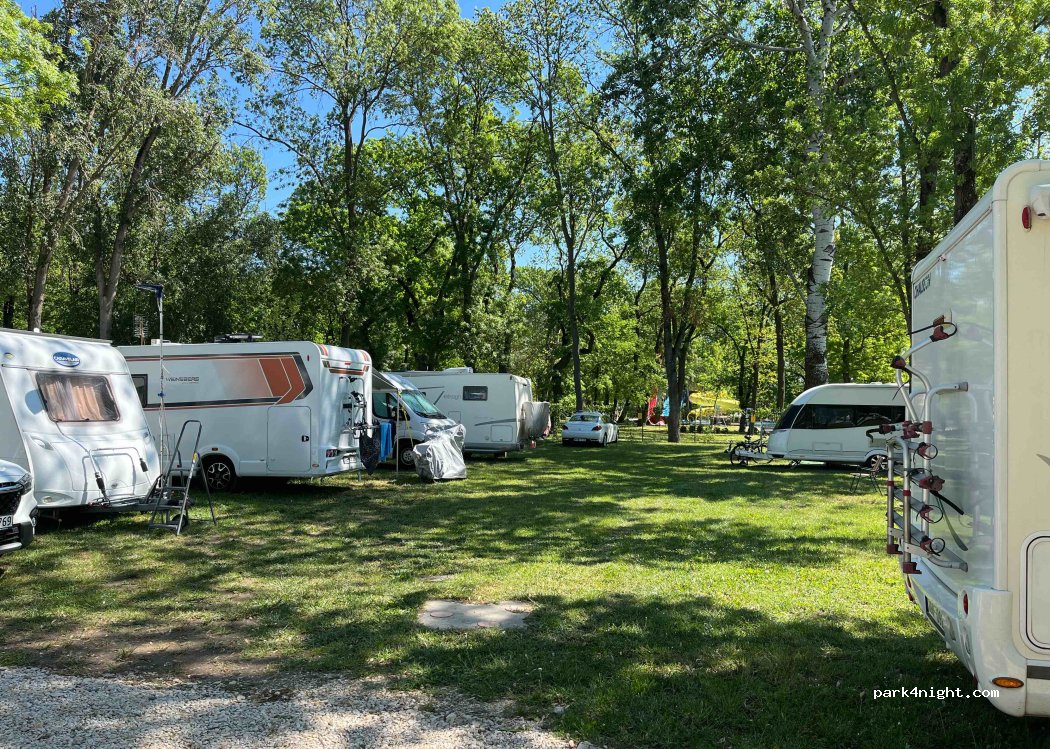 Hód-Thermal Camping — foto 5