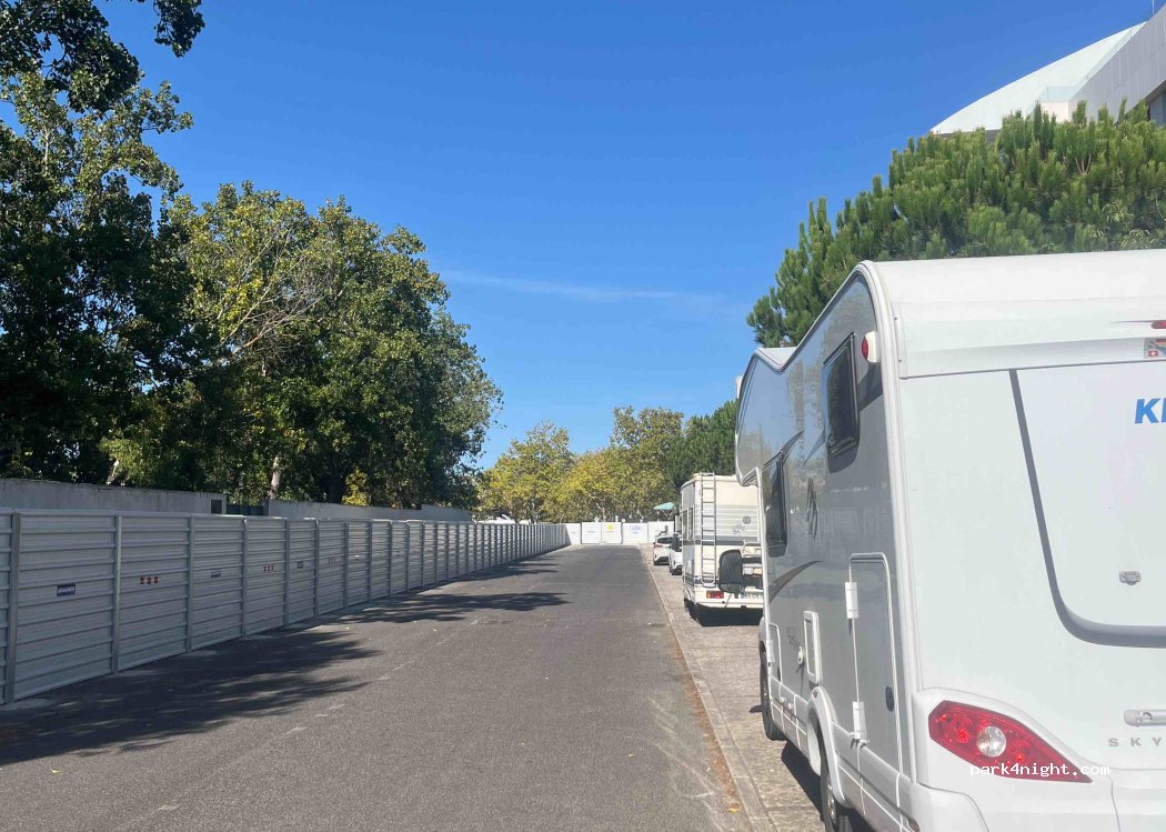 (2750-642) Cascais - 162 Avenida Pedro Álvares Cabral — foto