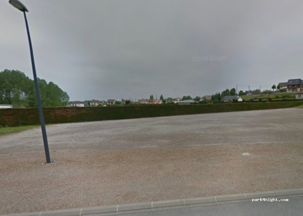 (15270) Lanobre - 304 Rue des Peupliers — foto