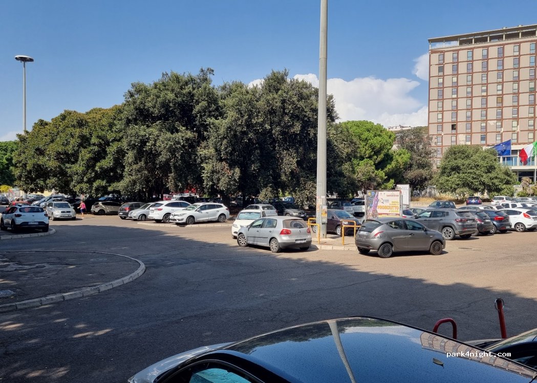 (09123) Cagliari - 110 Viale Trento — foto