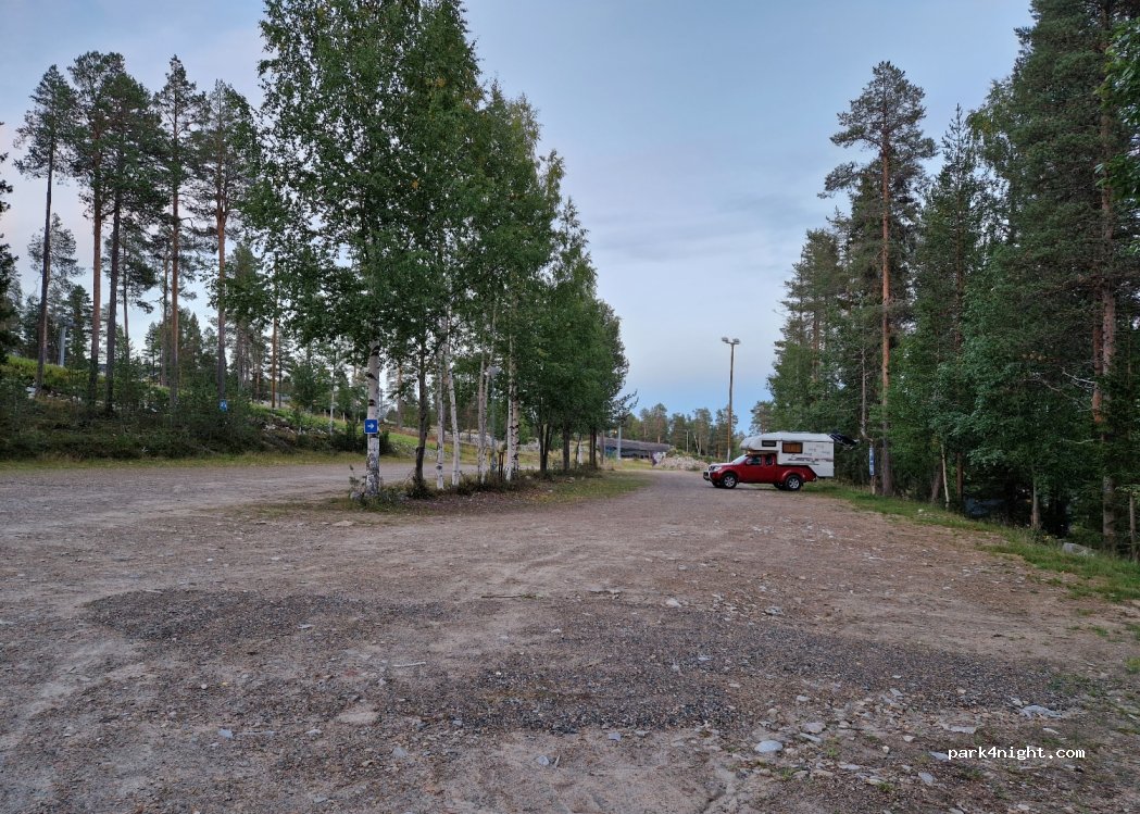 (98530) Pyhätunturi - 6 Parkkitie — foto 2