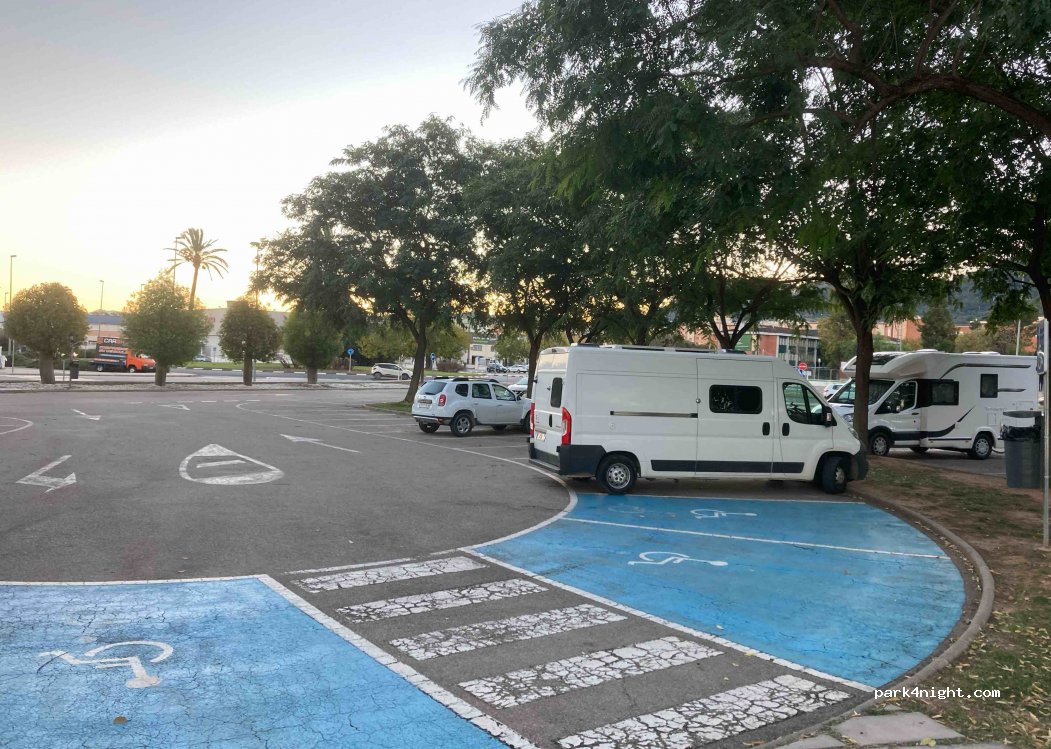(46800) Xàtiva - Carrer Fabrica de Paper — foto 3