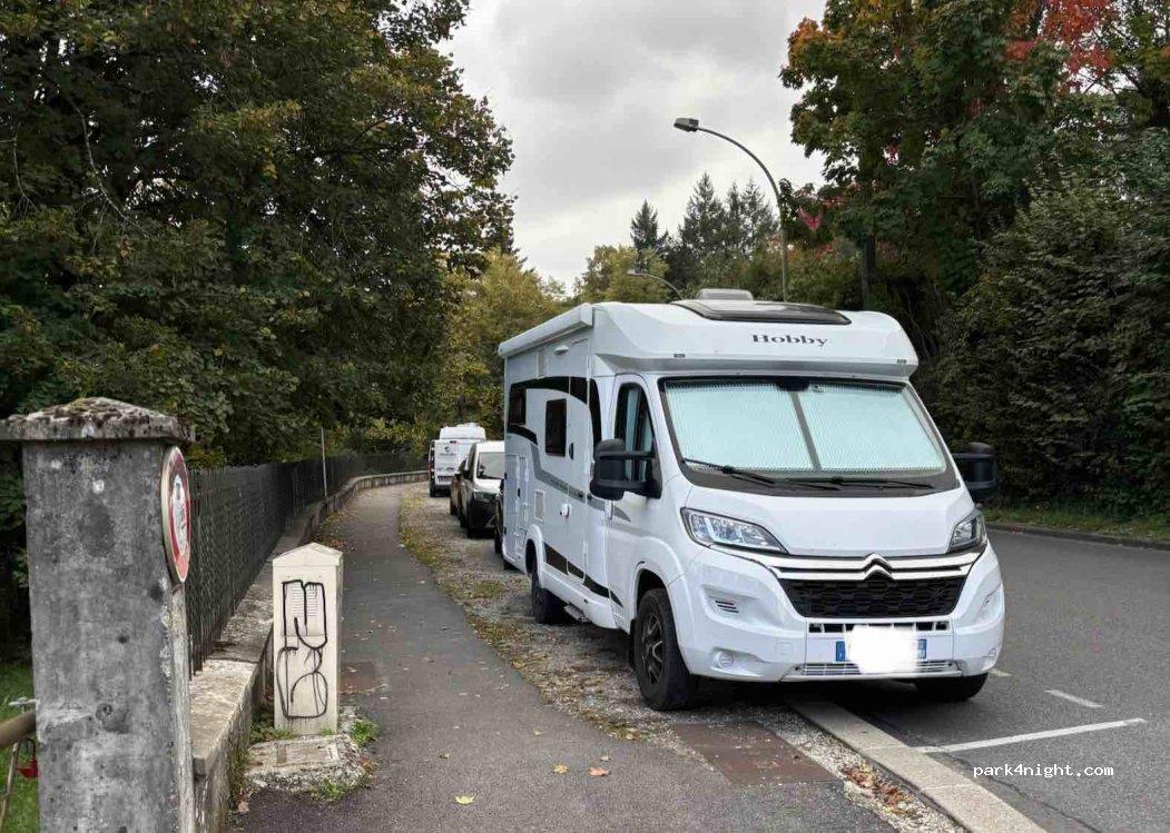 (74000) Annecy - 16 Boulevard de la Corniche — foto 2