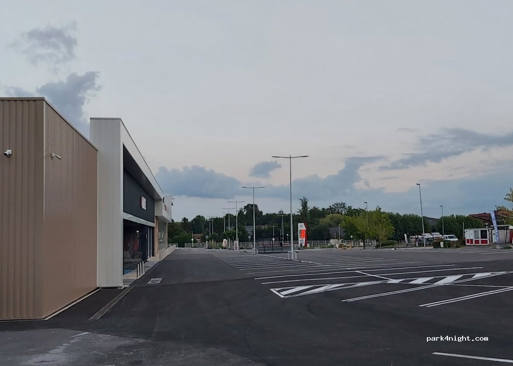 (10150) Creney-près-Troyes - 4 Rue Saint-Aventin — foto 4