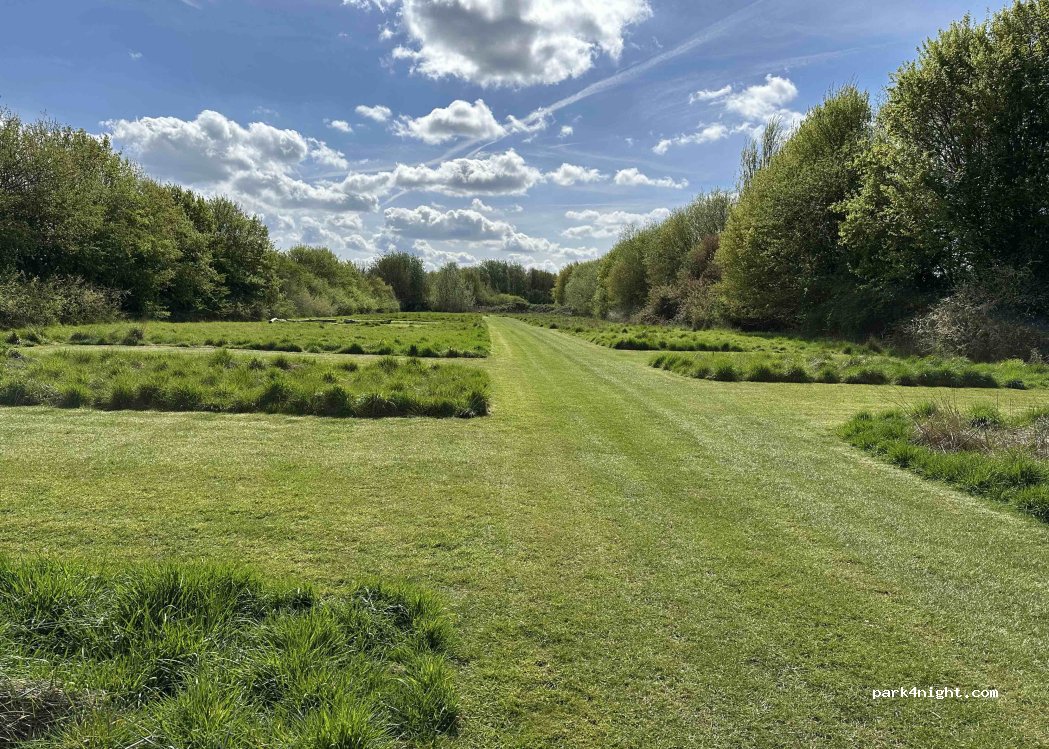Manor Farm Woodland Walks — foto 4