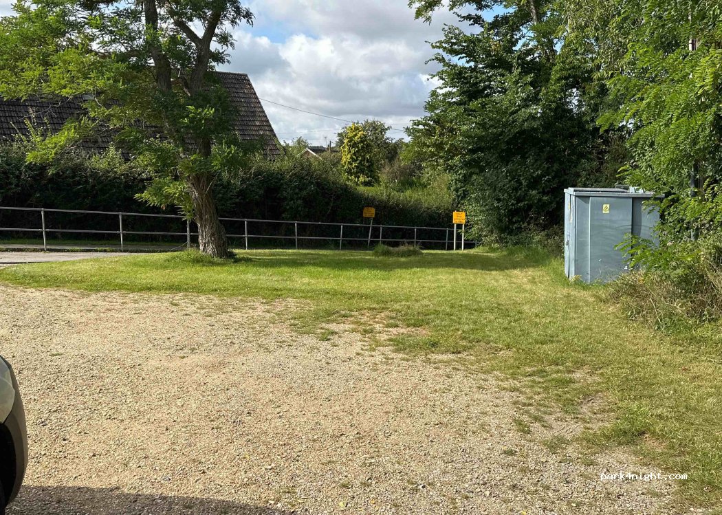 (RG24 9HX) Sherborne Saint John - 26B Vyne Road — foto