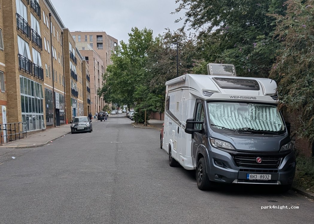 (SE14 6BL) London - 11 Goodwood Road — foto