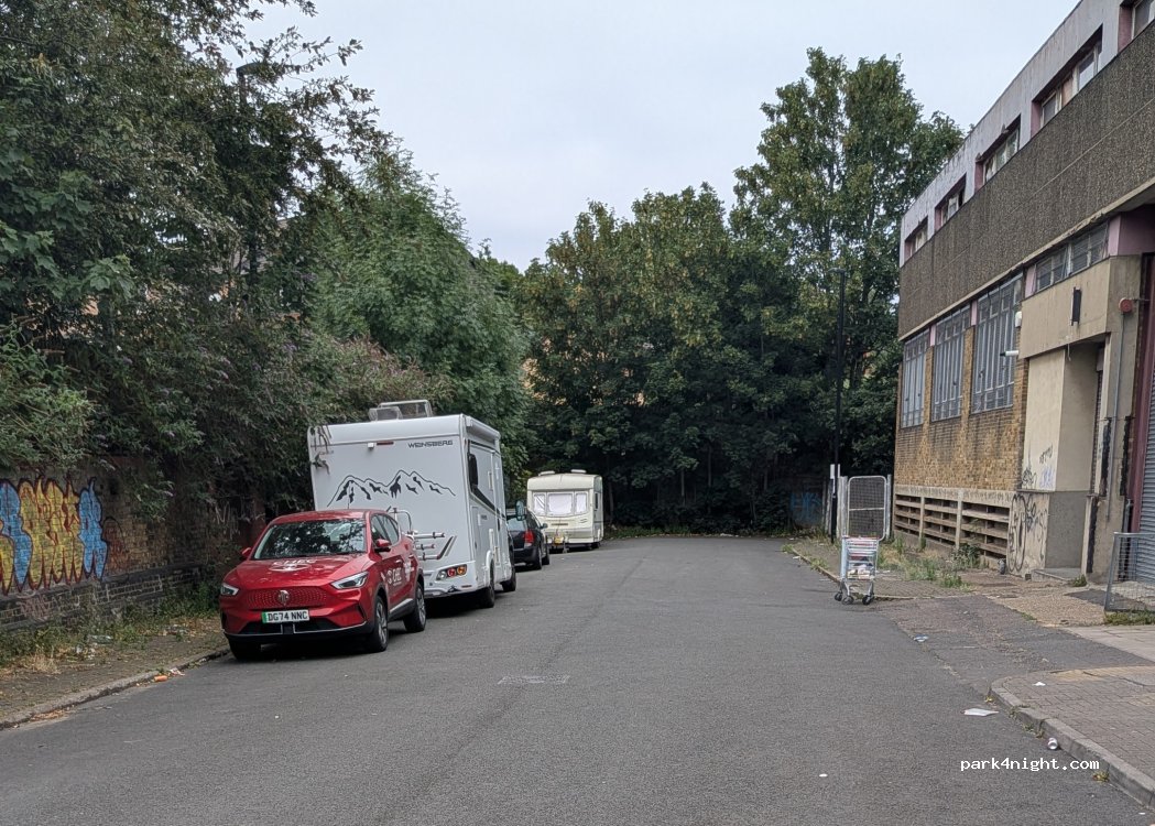 (SE14 6BL) London - 11 Goodwood Road — foto 2