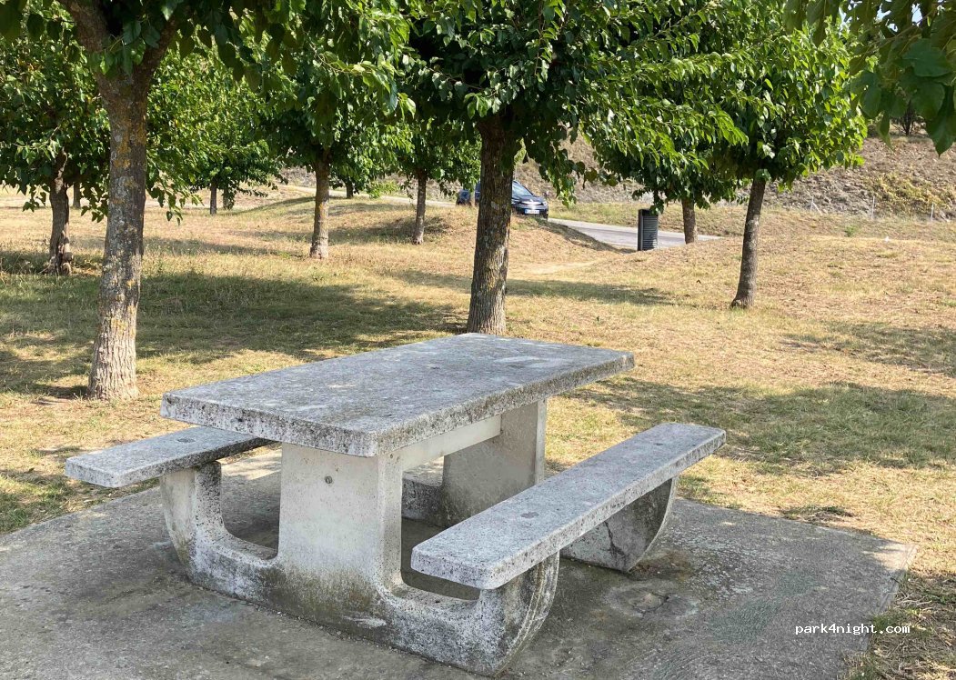 (07170) Villeneuve-de-Berg - 554 La Coste — foto 3