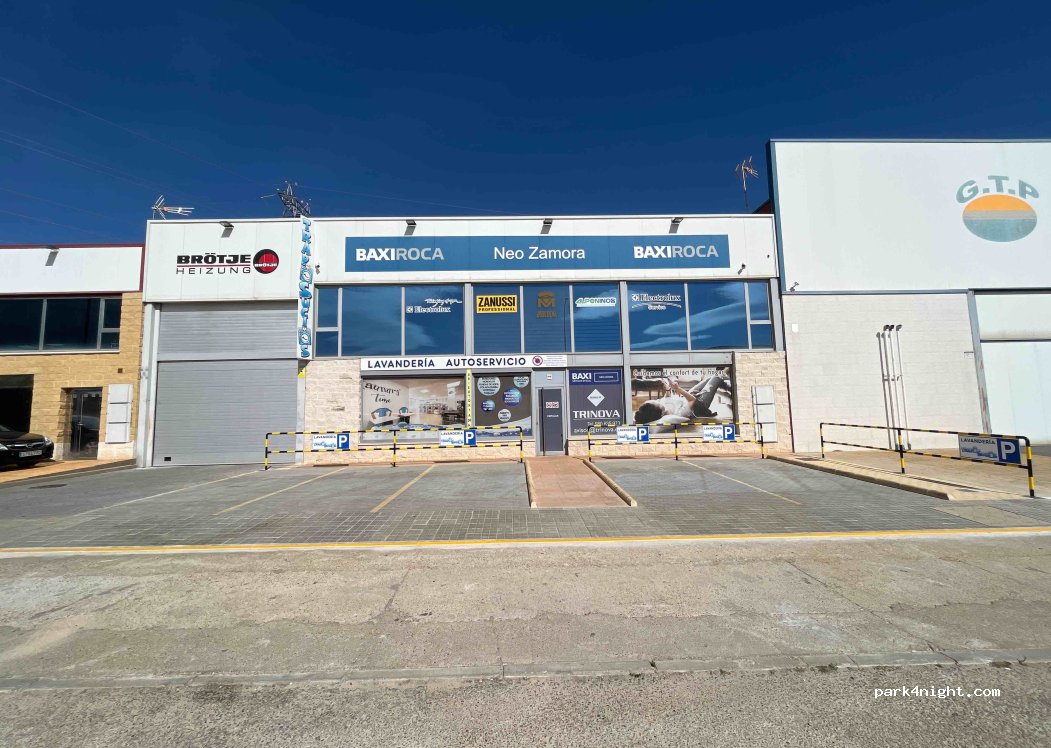 (49600) Benavente - 11 Calle Miguel Delibes — foto 2