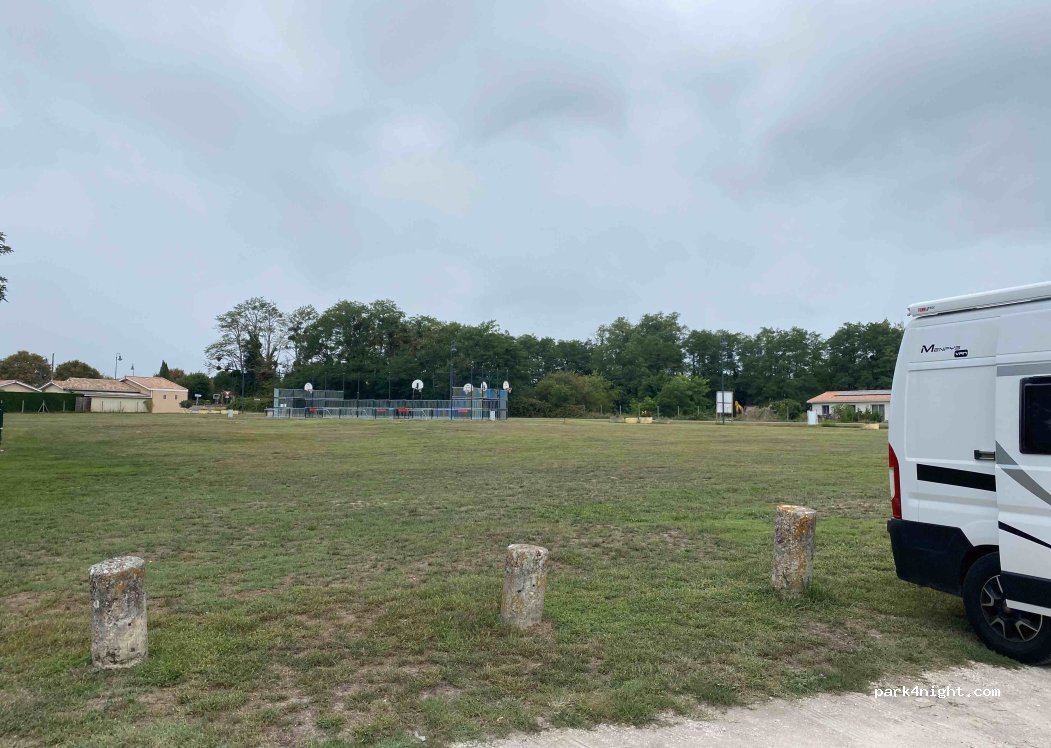 (33650) Saucats - 9 Chemin de la Mairie — foto 2