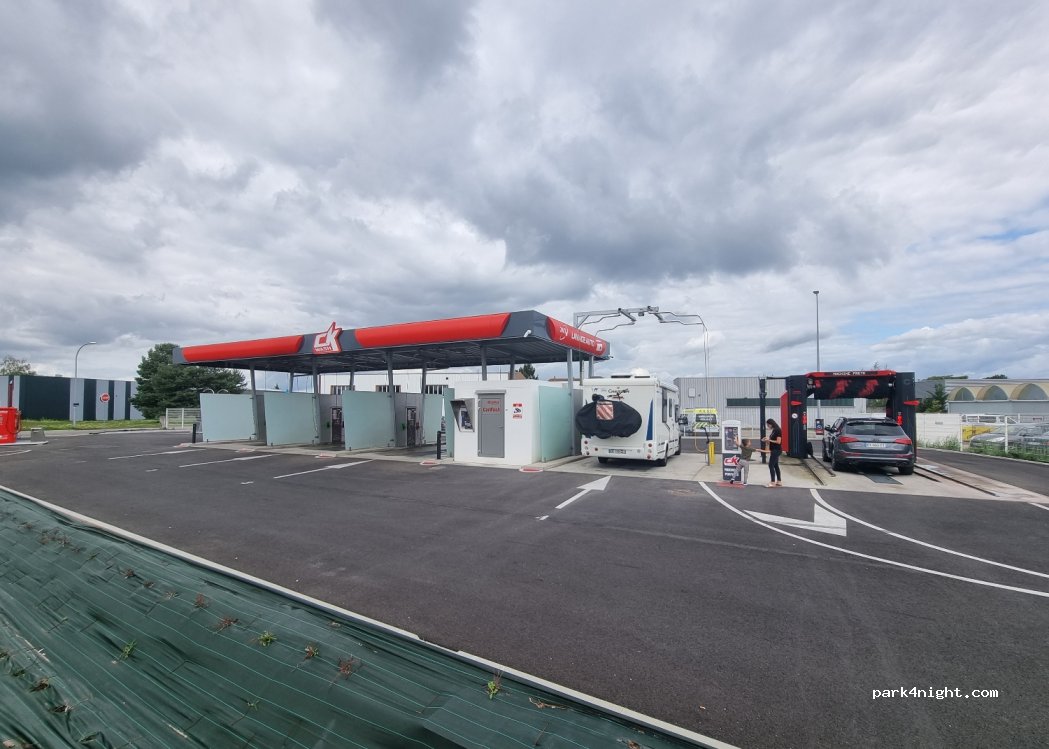 (67500) Haguenau - 98 Route de Marienthal — foto