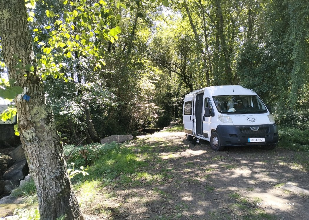 (36310) Vigo - 46 Estrada da Igrexa — foto