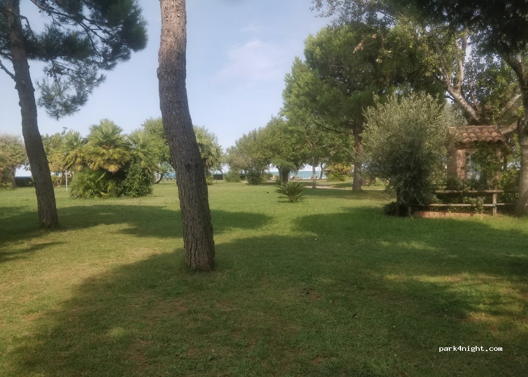 (62017) Porto Recanati - 26 Viale Europa — foto
