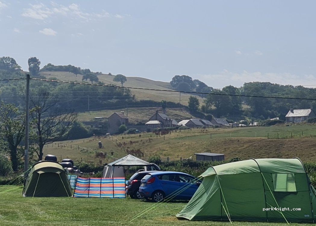 Dinarth Hall Caravan & Camping — foto 2