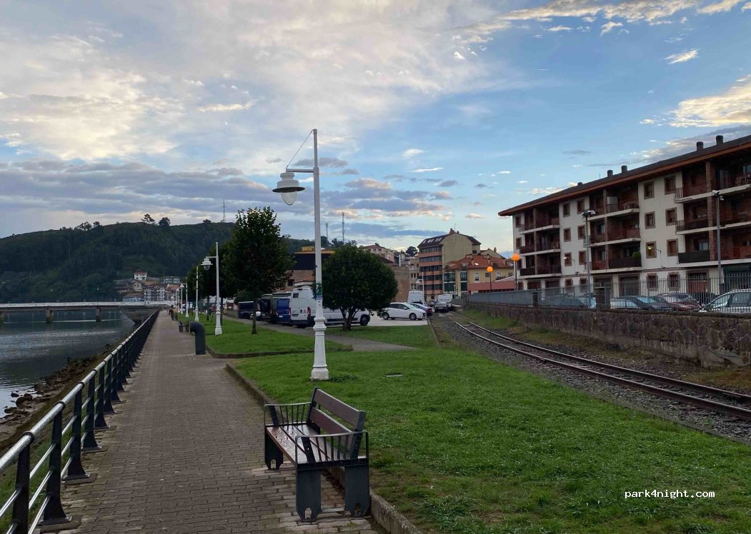 (33560) Ribadesella - 24 Calle de Palacio Valdés — foto