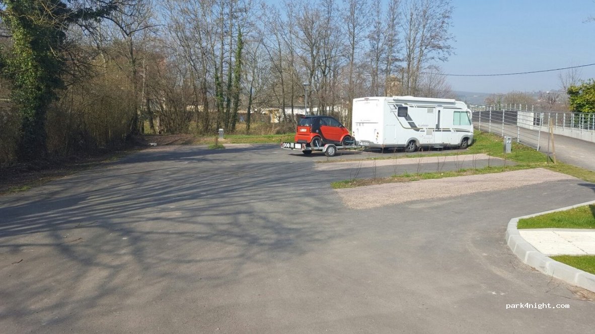 (71250) Cluny - 1 Chemin Georges Malere — foto 2