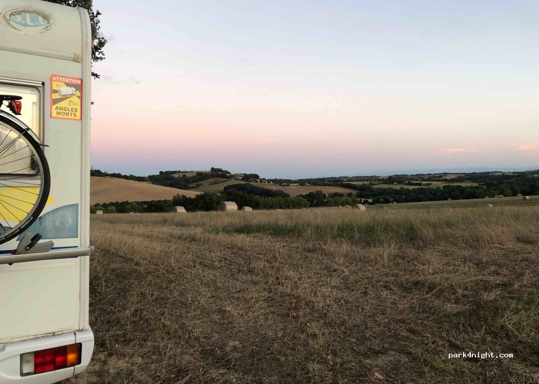 (32200) Juilles - Chem. de Saint-Caprais — foto