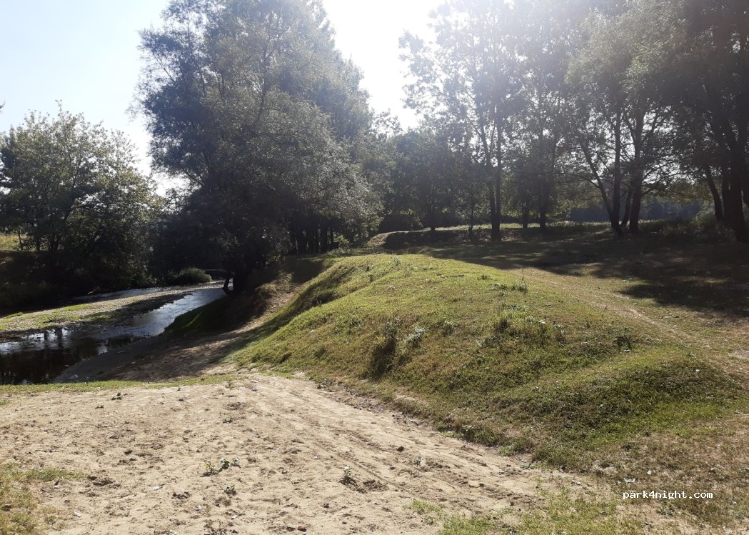 (227081) Meris - Unnamed Road — foto